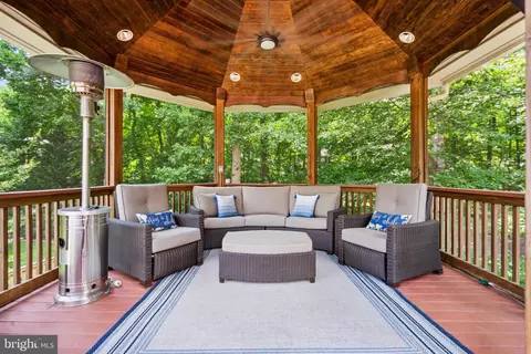 Exterior - 10936 Hunter Gate Way, Reston, VA 20194 photo 5 of 15