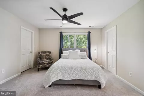 Bedroom - 10936 Hunter Gate Way, Reston, VA 20194 photo 5 of 8