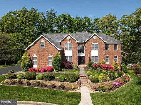 10936 Hunter Gate Way, Reston, VA 20194