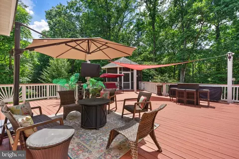 Exterior - 10936 Hunter Gate Way, Reston, VA 20194 photo 4 of 15