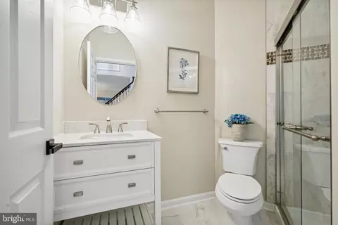 Bath - 10936 Hunter Gate Way, Reston, VA 20194 photo 5 of 7