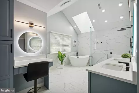 Bath - 10936 Hunter Gate Way, Reston, VA 20194 photo 1 of 7