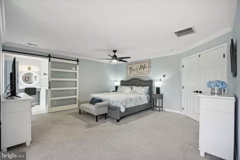 Bedroom - 10936 Hunter Gate Way, Reston, VA 20194 photo 1 of 8