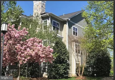 1712 Lake Shore Crest Dr #23, Reston, VA 20190