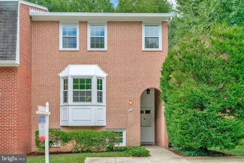 3253 Decourcey Ct, Annandale, VA 22003