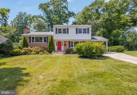 3330 Wilkins Dr, Falls Church, VA 22041