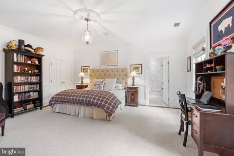 6450 Kedleston Ct, Mclean, VA 22101 photo 46