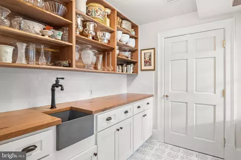 6450 Kedleston Ct, Mclean, VA 22101 photo 57