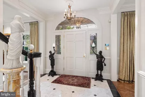 6450 Kedleston Ct, Mclean, VA 22101 photo 10