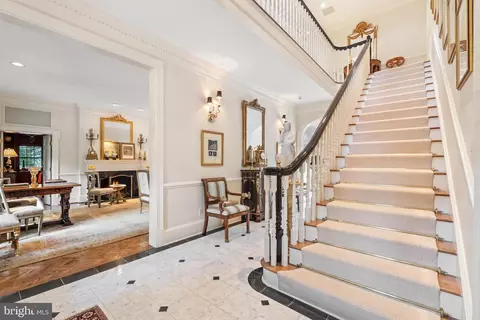 6450 Kedleston Ct, Mclean, VA 22101 photo 8
