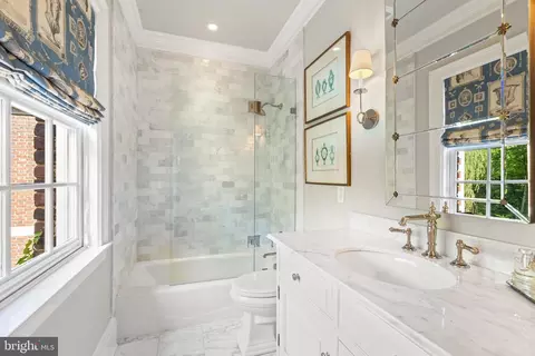 6450 Kedleston Ct, Mclean, VA 22101 photo 50