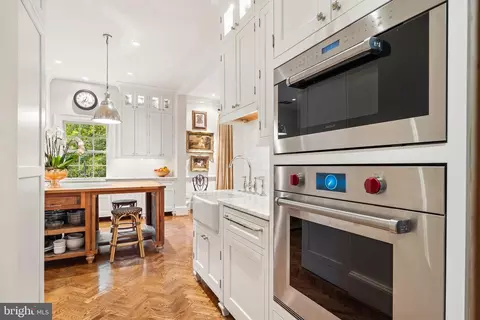 6450 Kedleston Ct, Mclean, VA 22101 photo 23