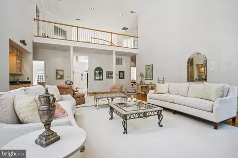 Living - 8904 Chequers Way, Mclean, VA 22102 photo 1 of 6