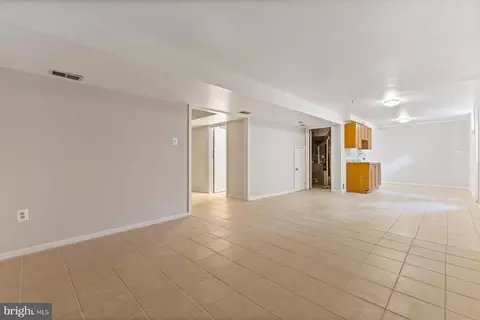 9303 Janphil Ln, Springfield, VA 22153 photo 32
