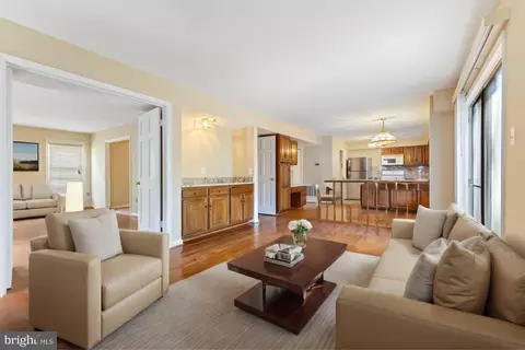 9303 Janphil Ln, Springfield, VA 22153 photo 9