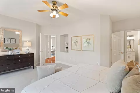 Bedroom - 8560 Bauer Cir, Springfield, VA 22152 photo 3 of 11