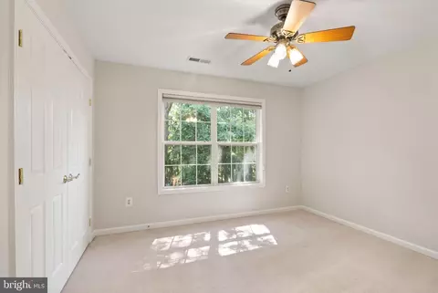 Bedroom - 8560 Bauer Cir, Springfield, VA 22152 photo 7 of 11