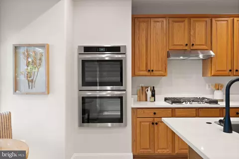 Kitchen - 8560 Bauer Cir, Springfield, VA 22152 photo 8 of 9