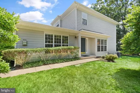 Exterior - 8560 Bauer Cir, Springfield, VA 22152 photo 4 of 10