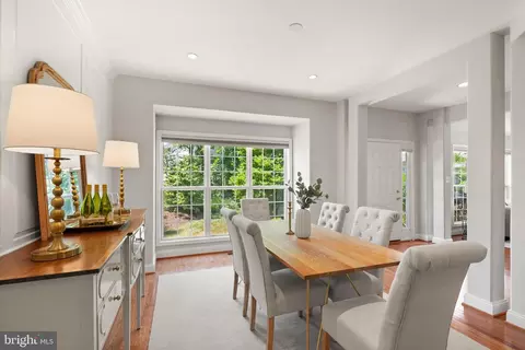 Dining - 8560 Bauer Cir, Springfield, VA 22152 photo 3 of 5