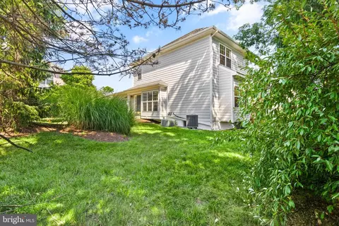 Exterior - 8560 Bauer Cir, Springfield, VA 22152 photo 10 of 10