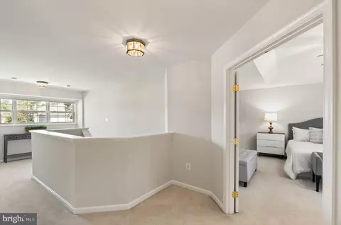 Entry Way - 8560 Bauer Cir, Springfield, VA 22152 photo 7 of 10