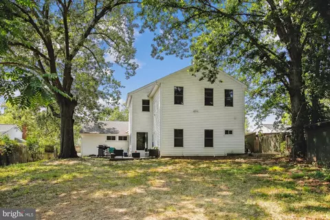 Exterior - 5821 Atteentee Rd, Springfield, VA 22150 photo 2 of 10