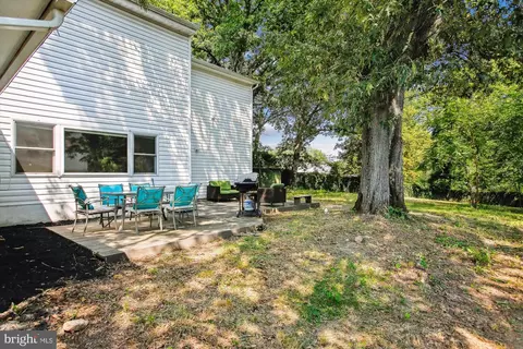 Exterior - 5821 Atteentee Rd, Springfield, VA 22150 photo 9 of 10