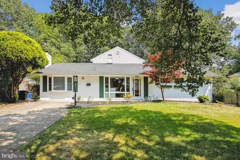 Exterior - 5821 Atteentee Rd, Springfield, VA 22150 photo 6 of 10