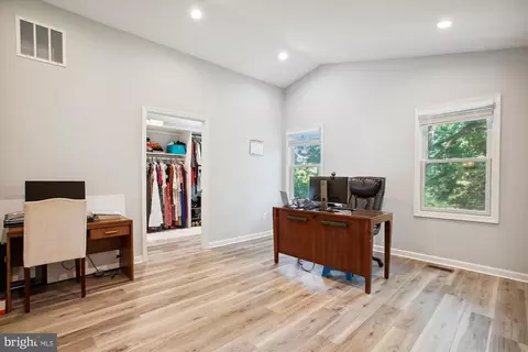 Other - 5821 Atteentee Rd, Springfield, VA 22150 photo 5 of 8