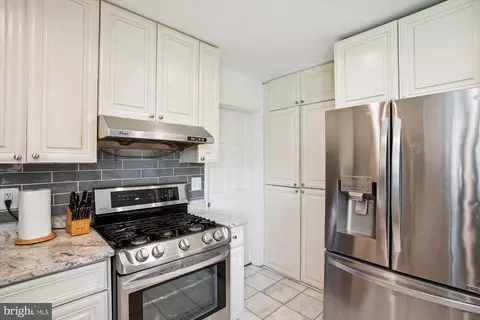 Kitchen - 5821 Atteentee Rd, Springfield, VA 22150 photo 3 of 3
