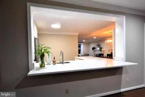 6015 Loretto St, Springfield, VA 22150 photo 8