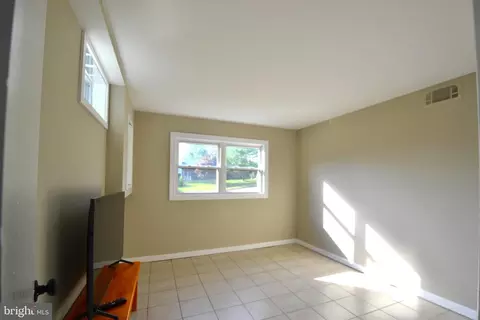 6015 Loretto St, Springfield, VA 22150 photo 14