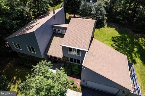 3238 History Dr, Oakton, VA 22124