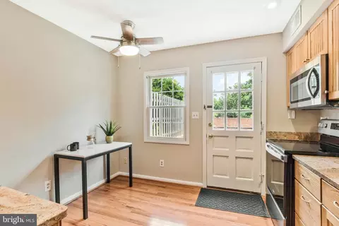 5988 Queenston St, Springfield, VA 22152 photo 17