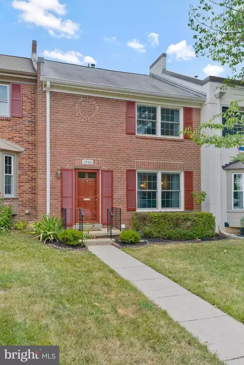 5988 Queenston St, Springfield, VA 22152 photo 4