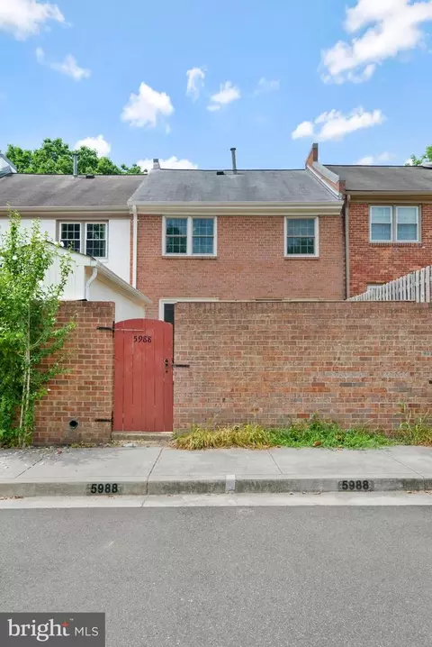 5988 Queenston St, Springfield, VA 22152 photo 37