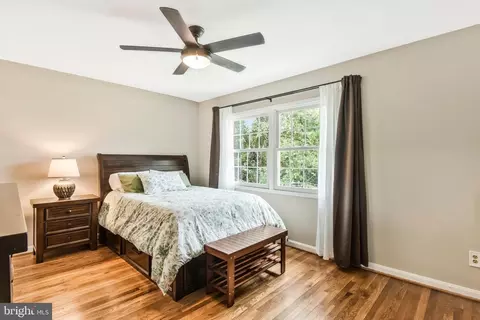 5988 Queenston St, Springfield, VA 22152 photo 25