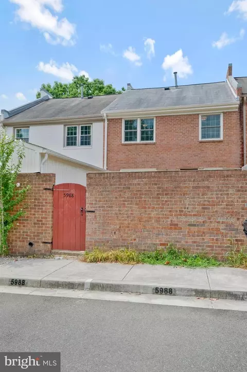 5988 Queenston St, Springfield, VA 22152 photo 38