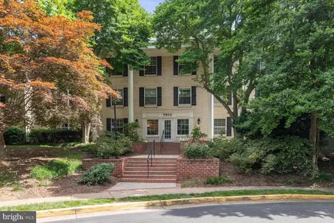 Exterior - 7600 Tremayne Pl #307, Mclean, VA 22102 photo 4 of 7
