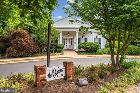 Exterior - 7600 Tremayne Pl #307, Mclean, VA 22102 photo 1 of 7