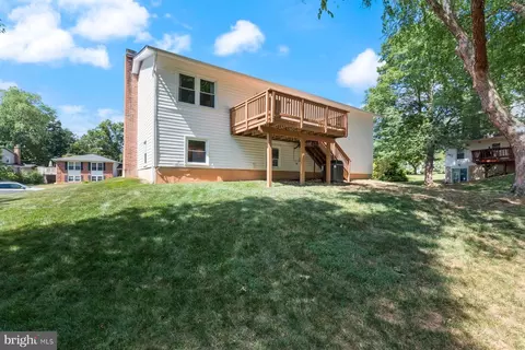 Exterior - 8807 Hayload Ct, Springfield, VA 22153 photo 6 of 9