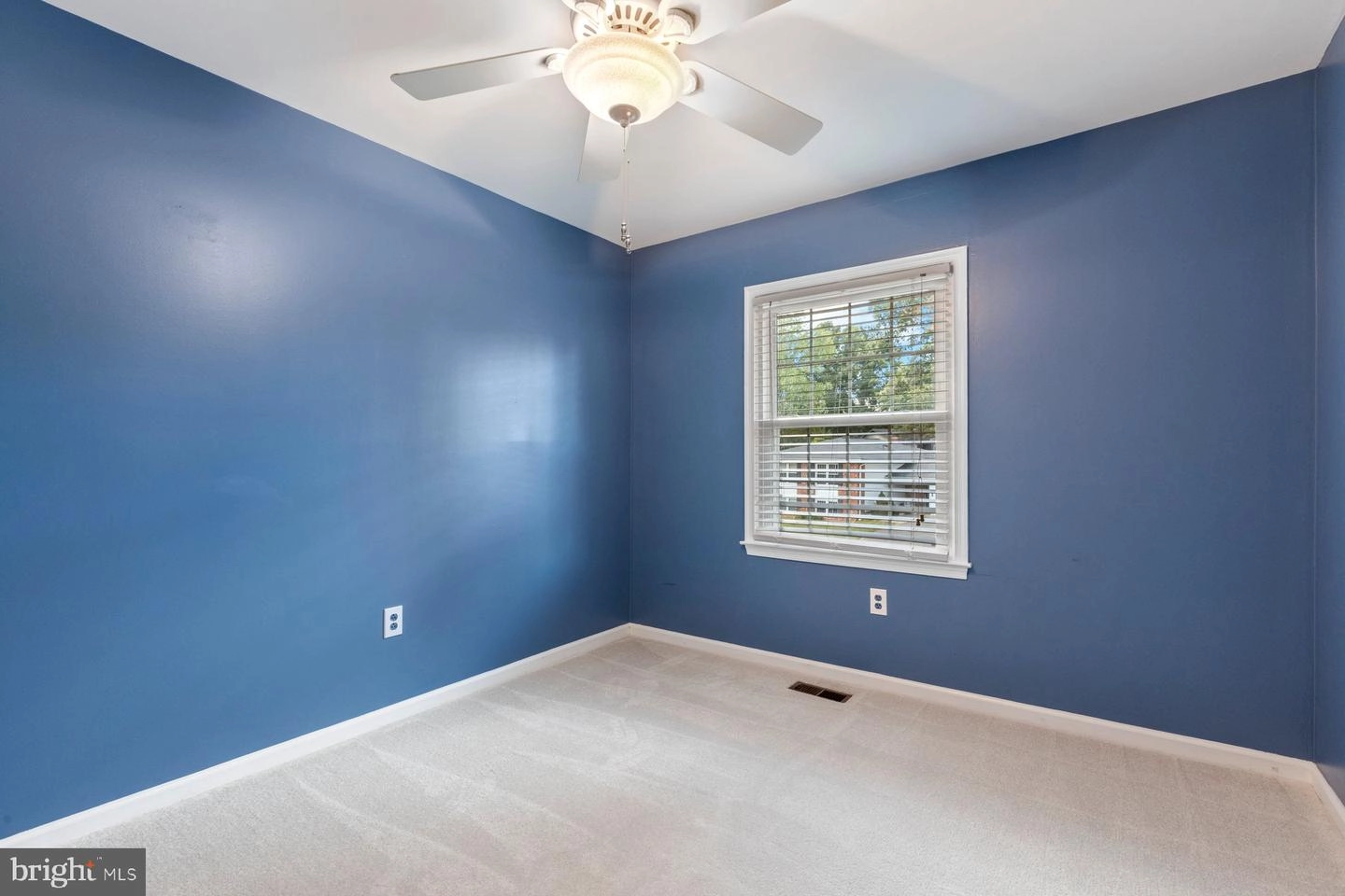 Bedroom - 8807 Hayload Ct, Springfield, VA 22153 photo 7 of 9