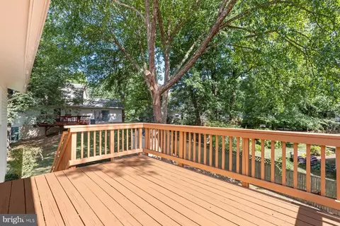 Exterior - 8807 Hayload Ct, Springfield, VA 22153 photo 4 of 9