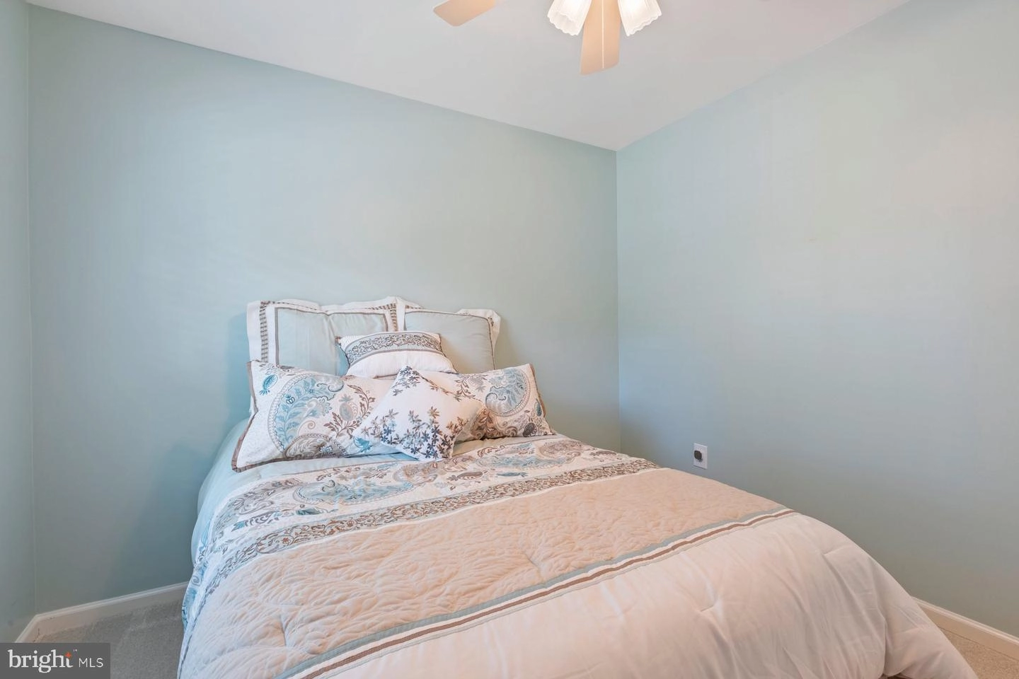 Bedroom - 8807 Hayload Ct, Springfield, VA 22153 photo 5 of 9