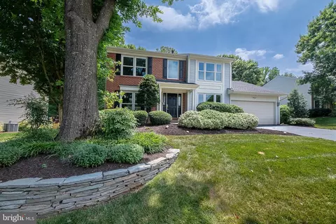 9103 Triple Ridge Rd, Fairfax Station, VA 22039