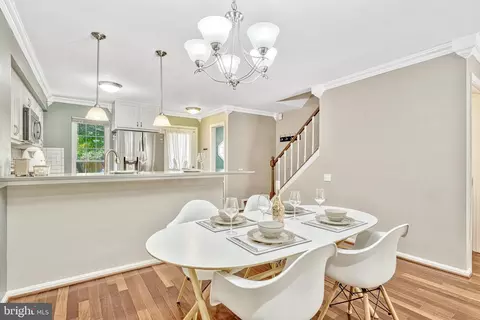 9132 Blarney Stone Dr, Springfield, VA 22152 photo 14