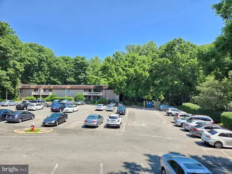 5803 Royal Ridge Dr #E, Springfield, VA 22152 photo 32