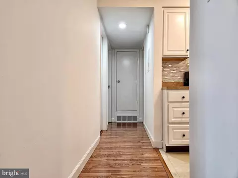 5803 Royal Ridge Dr #E, Springfield, VA 22152 photo 16