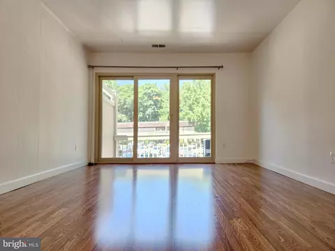 5803 Royal Ridge Dr #E, Springfield, VA 22152 photo 14